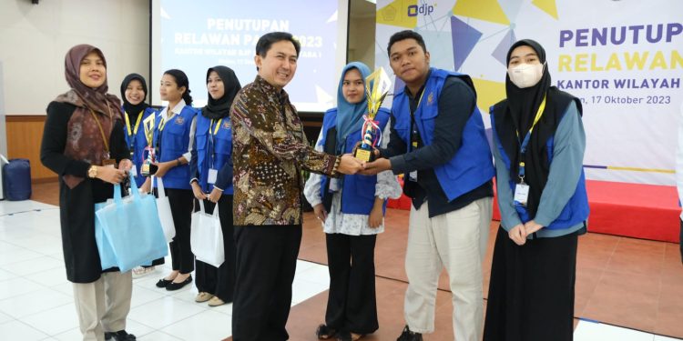 Team Manajemen Pajak Meraih Juara 2 Cerdas Cermat Perpajakan